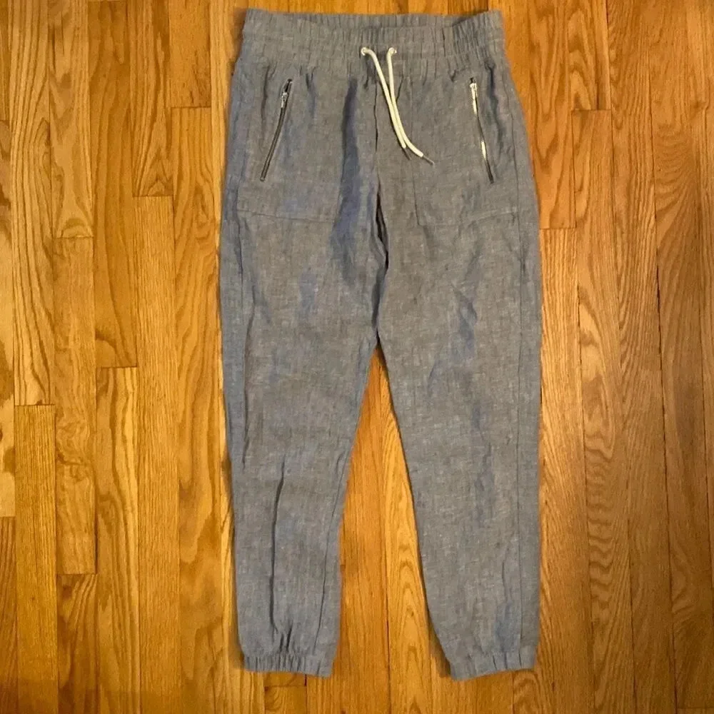 Athleta sz 2 Cabo Linen Jogger in chambray excellent pre owned condition